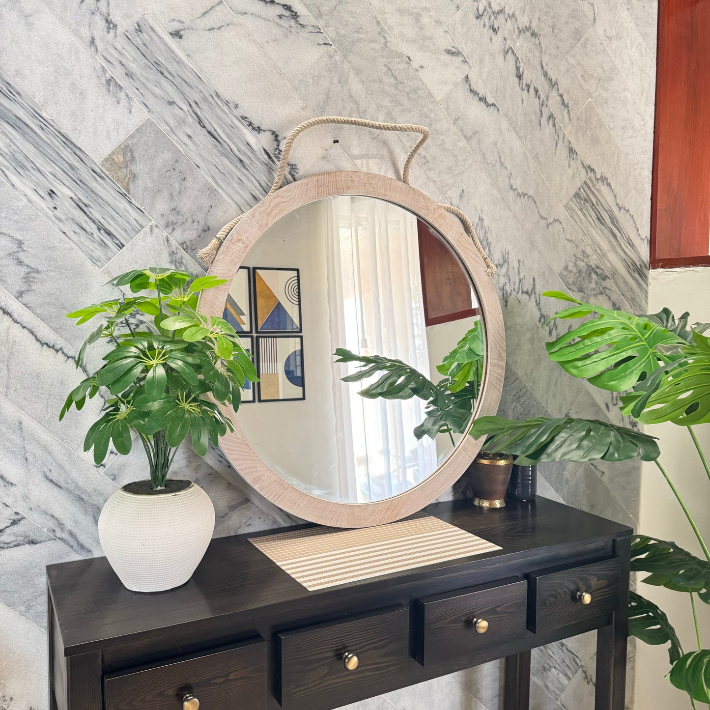 Round Wooden Mirror With Rope (Front Border)